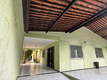 Casa � Venda